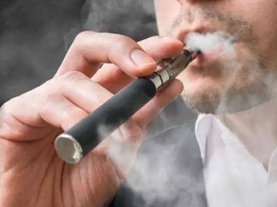 Vaping carries health risks, say doctors