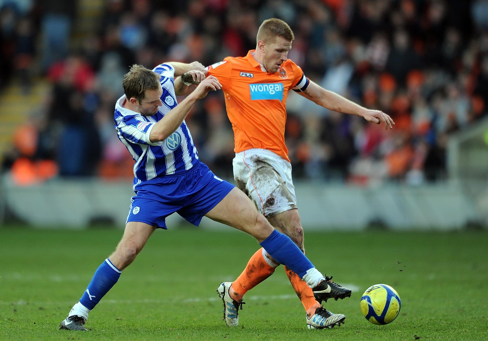 Ex-Blackpool and Huddersfield Town figure joins former club after Everton ...