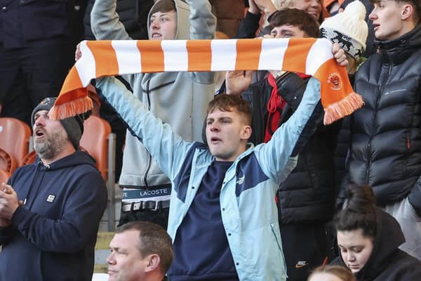 Seasiders supporters get behind their side. (Image: Camera Sport)