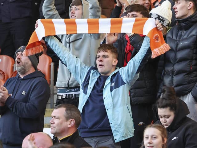 Seasiders supporters get behind their side. (Image: Camera Sport)