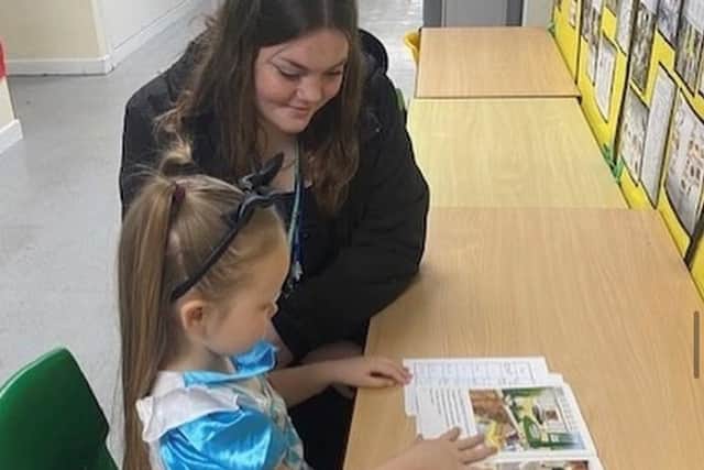 Ellie Scott volunteering at Boundary Primary School in her role as Literacy Champion