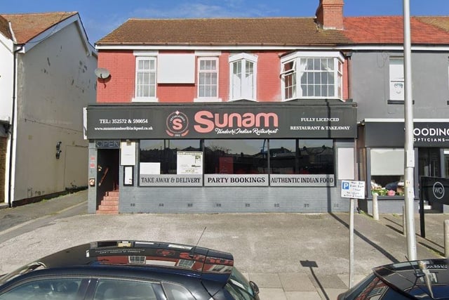 This place scores 4.3/5 on Google Reviews.
It has a four-out-of-five food hygiene rating