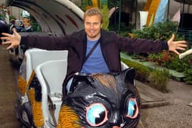 Gary Barlow enjoy a day out at Blackpool Pleasure Beach with his family, 2005