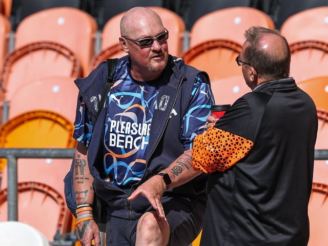 Seasiders supporters showed their support in the sun for Richard Keogh's side.