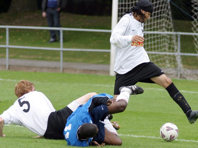 Kimberley Town at Heanor in the FA Vase in 2007.