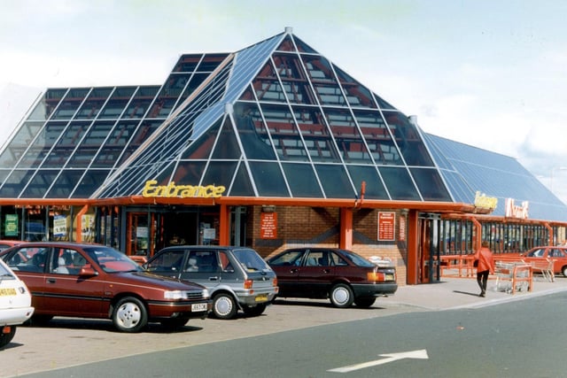 Normid on Talbot Road, later to become mecca bingo