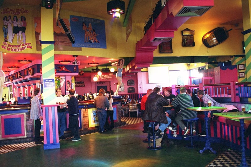Inside The New Manchester in 1998