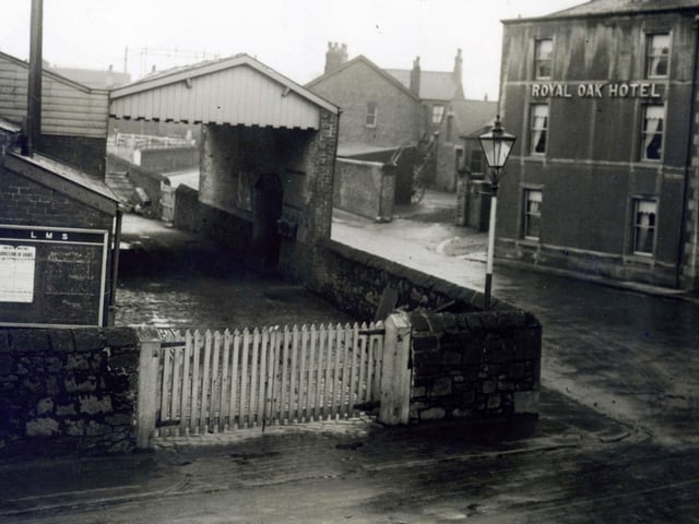 Junction of Breck Road and Station Road in the early 1900s. The Royal Oak was a long established pub and was once popular with the workers of the adjacent British Railway goods sidings. After a spell renamed as Chaplins in the1980s it became the Royal Oak again. The sidings were removed in the 1960s and other industrial buildings built on the site were demolished