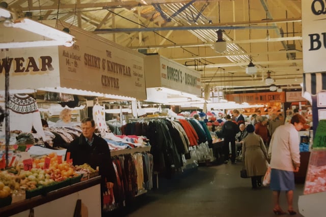 A busy scene at Abingdon Street Market in 1991. Doreen's Discount is there