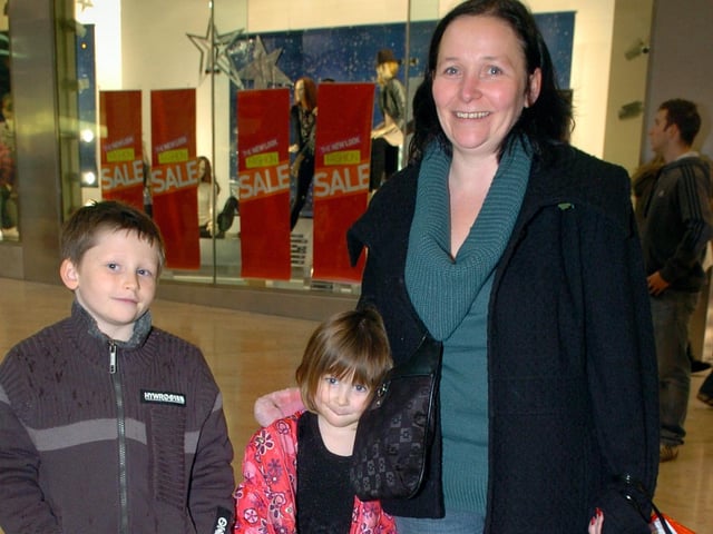 Emma Willder with children Matthew and Maisie in the Hounds Hill
