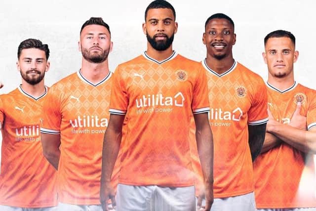 Owen Dale, Gary Madine, CJ Hamilton, Marvin Ekpiteta and Jerry Yates model the new kit