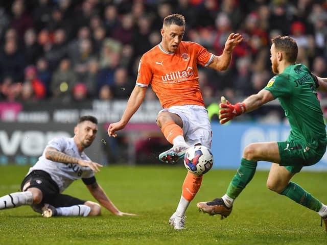 Jerry Yates had Blackpool's biggest chance in stoppage-time