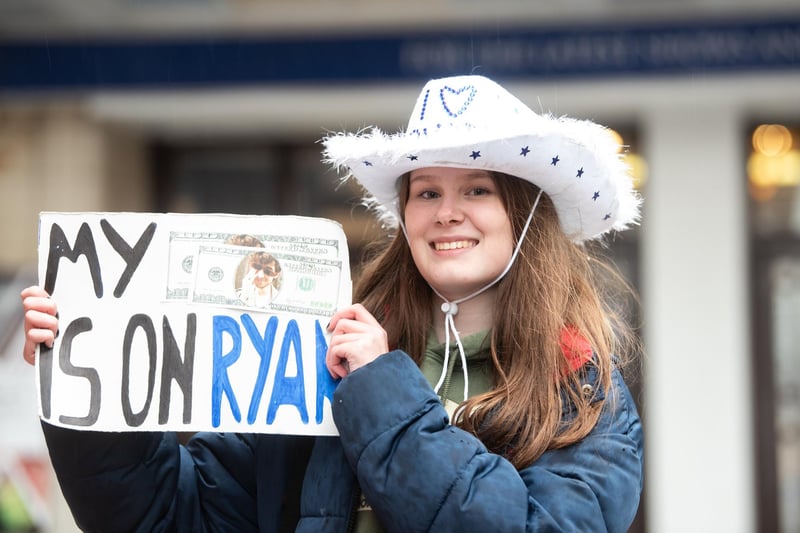 Annie Richardson and her sign for the show.