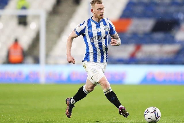 Nottingham Forest are ready to step in with a £10million bid for Huddersfield midfielder Lewis O’Brien having already teed up a move for Terriers wing-back Harry Toffolo (The Sun)
