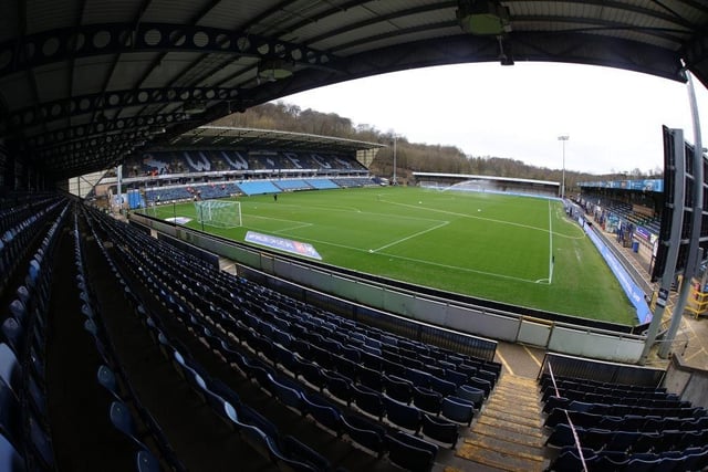 There is an average attendance of 4,902 at Adams Park.