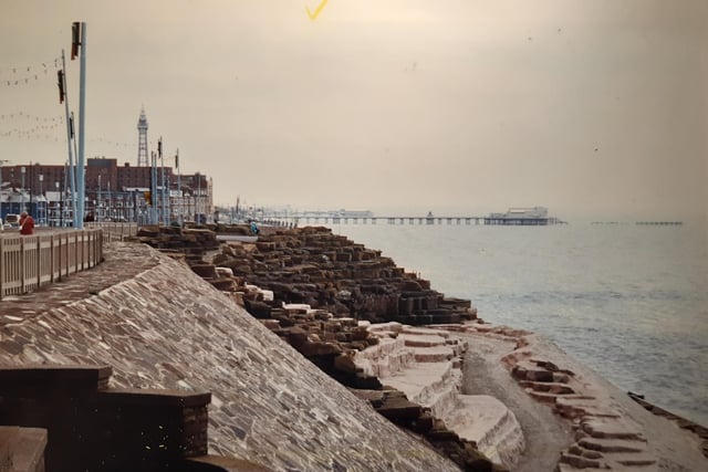 The cliffs at Gynn Square in 1991. This is where the coastline gets a battering when the wind whips up