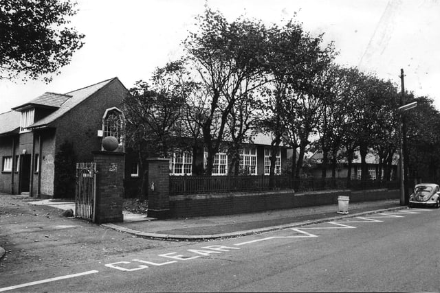 Tyldesley High School, Condor Grove. It merged with Palatine High School in 1981