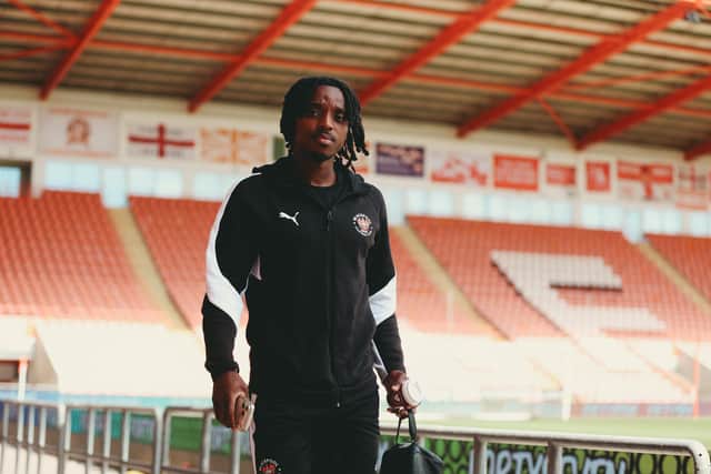 Niall Ennis 
