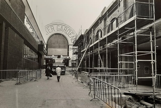 The Houndshill centre under construction as seen from Victoria Street in 1980