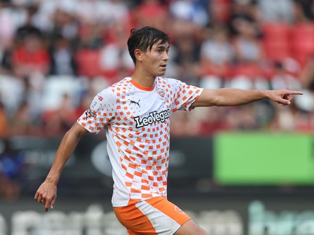 Kenny Dougall's main responsibilities mainly came in defence. 
The midfielder was pretty solid on the whole, but did make a couple of clumsy challenges.