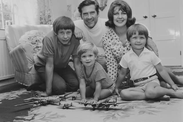 Edmund Hockridgewith his wife Jackie and family in 1968