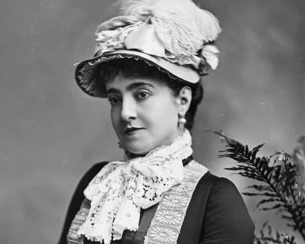 Anglo-Italian soprano Adelina Patti who became the highest paid singer of her day.  (Photo by London Stereoscopic Company/Hulton Archive/Getty Images)