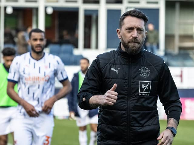 Blackpool's interim head coach Stephen Dobbie at the end of the match 

The EFL Sky Bet Championship - Luton Town v Blackpool - Monday 10th April 2023 - Kenilworth Road - Luton