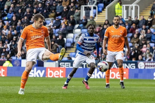Wafted a lazy foot at Tom Ince’s strike for Reading’s first goal, where he ought to have done better. Had a shot blocked.
