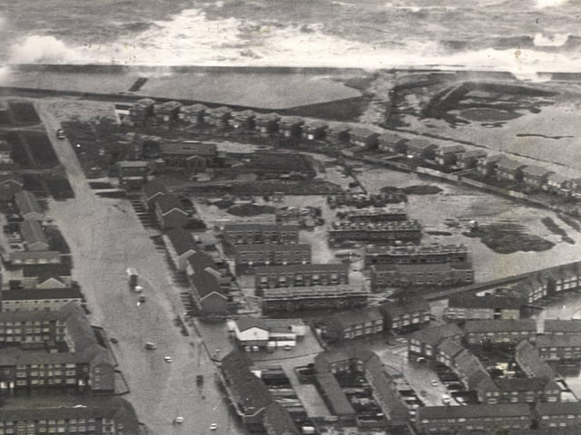 Flood stricken Chatsworth Avenue during 1977 Fleetwood floods