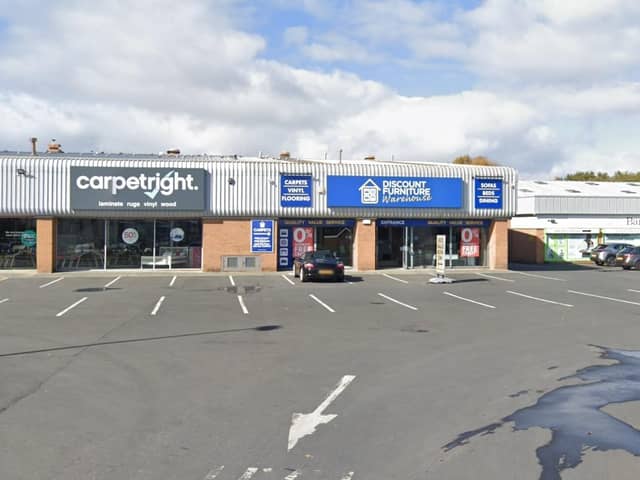 The Discount Furniture Warehouse in Cherry Tree Road, Blackpool has closed down without notice to its customers