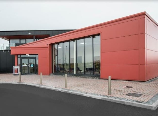 Norcross Vets on Norcross Lane, Thornton Cleveleys, has a rating of 4.6 out of 5 from 527 Google reviews