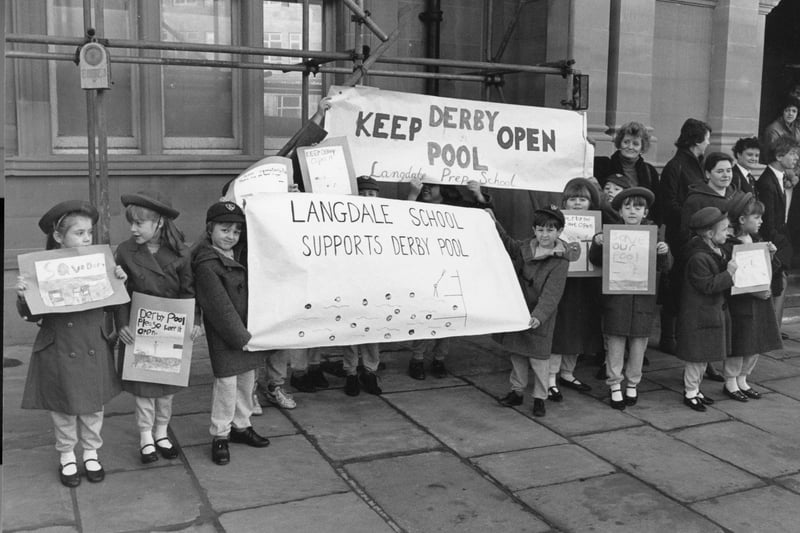 Pupils from Langdale School protesting to keep the pool open in 1988