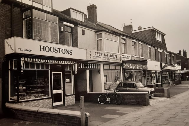 Houstons, Chuk Lin House Cantonese and Knigth Games in St Annes Road, 1990
