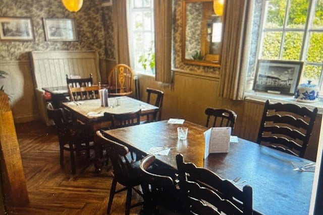 The Golden Ball, 150 Liverpool Road, Longton, Preston, Lancashire; rated 5 on June 17.
