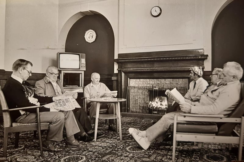 In the TV louonge - Joe cook, Joe Podobinski, Tom Birchall, Leslie Evans, Walter Davies and Tom Wynne