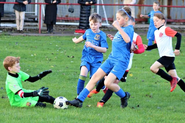 Match of the week action from Blackpool Wren Rovers U10s v Kirkham Junior Reds