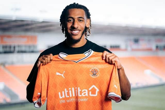 Thompson becomes Blackpool's third capture of the summer