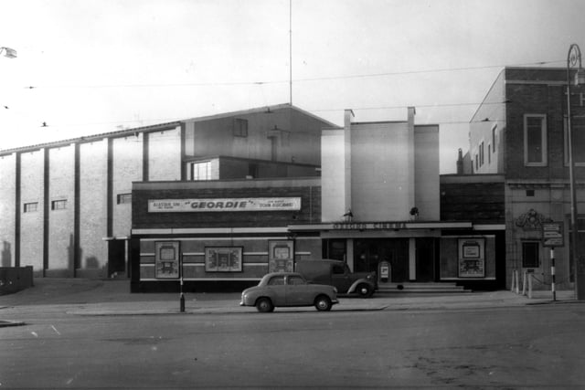 Oxford Cinema in Oxford Square