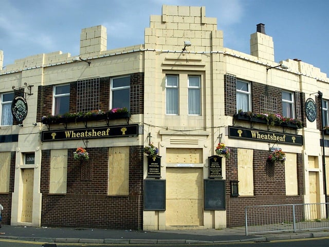 Graeme Dixon: "The Wheatsheaf, Talbot Rd". Sadly this photo show it boarded up ready for demolition