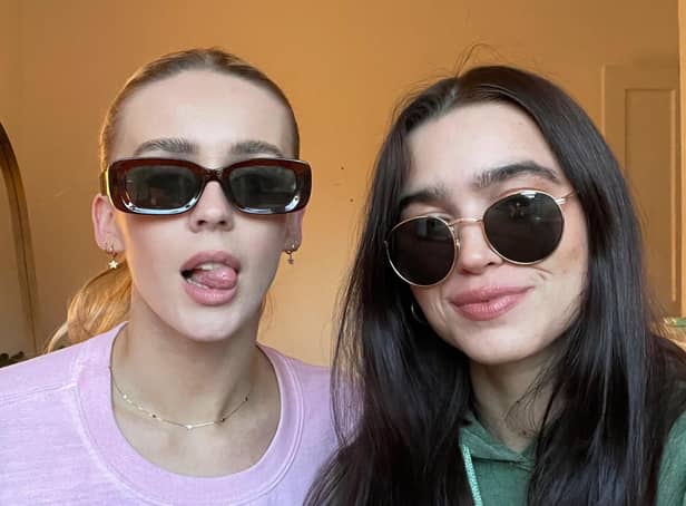 Jess Qualter (left) and Brooke Blewitt have a sensation with their dance video on TikTok