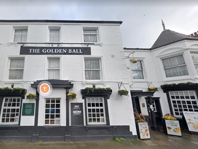 The Golden Ball in Poulton was built in the 19th century and was originally a coaching inn for travellers. It's now a Greene King pub and still retains that traditional feel