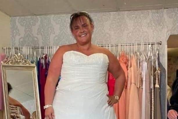 Mandy Hunter Wallwork set her mind to losing five stone after discovering her pefect wedding dress was too small