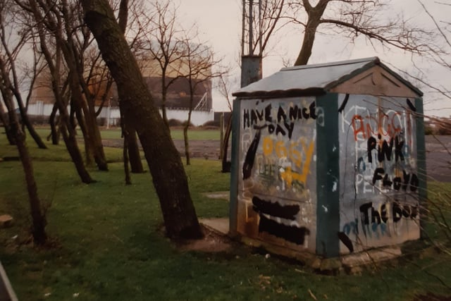 A vandalised shed stands in the middle of the park on Mereside Estate in 1993