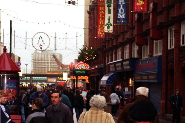 Christmas shopping in Blackpool, 1996