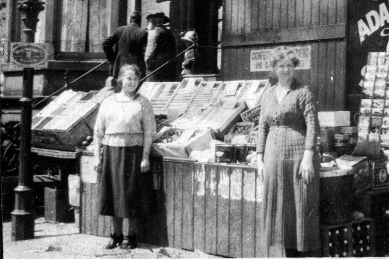 A stall holder in Queen Street, probably the 1930s or 40s