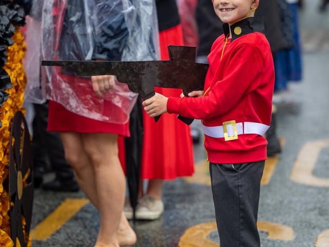 One of the Queen's 'guards' keeping the area safe