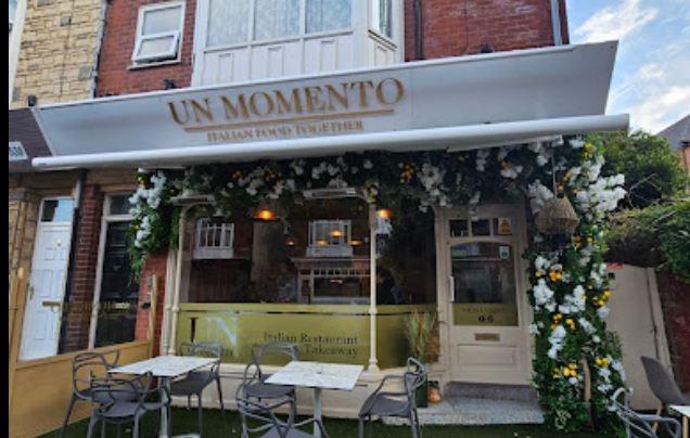 Un Momento Italian Restaurant and Takeaway is based in Lytham St.Annes near Blackpool. Experience the taste of Italian food in a friendly atmosphere.