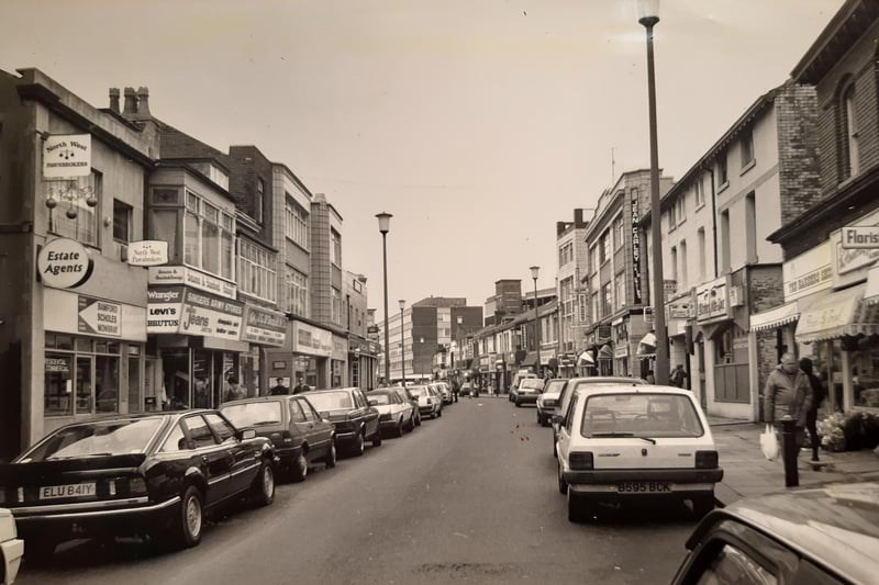 This photo was taken on April 17 1989. It shows some of the shops of the time including North West Pawnbrokers, Singers Army Stores and Jean Carley hairdressers