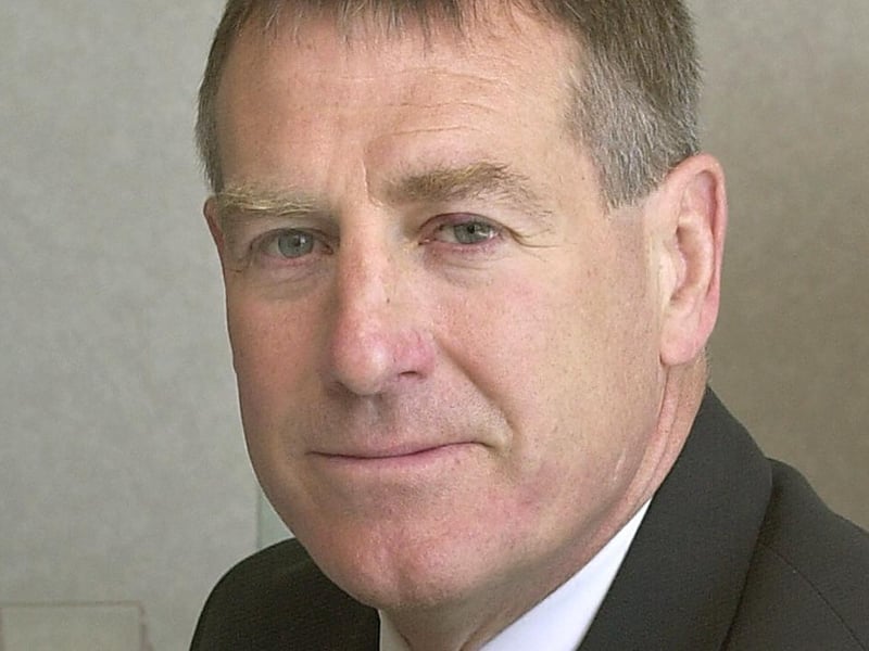 Colin Simkins, new headteacher at Hodgson High Technology College in 2002