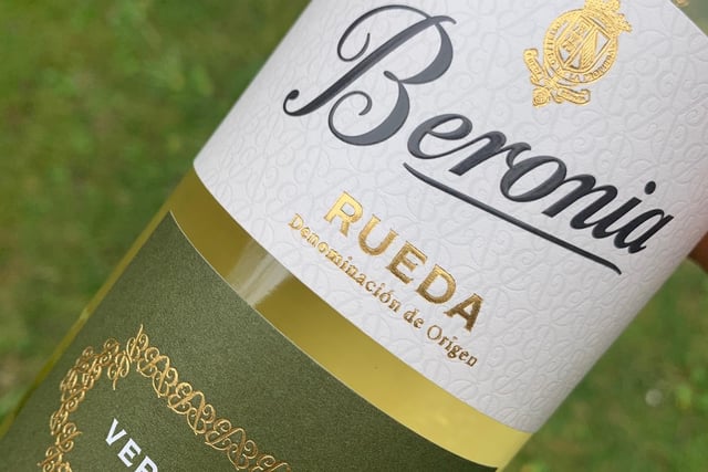 I’m a pushover for white wines from Rueda and especially from its native grape variety, verdejo. Rueda was the first officially established wine appellation in the Castilla y León region in the north west of Spain, and it is committed to promoting verdejo. The wine is herbal and herbaceous, intense with citrus fruit, and zesty with acidity.  Beronia’s wine ticks all the boxes with its vibrant citrus wake-up call, and peachy notes.
RRP £8.99 ( Waitrose, Ocado, Sainsbury)